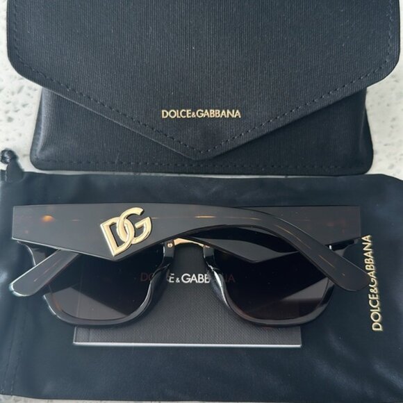 Authentic Dolce & Gabbana Sunglasses - Picture 4 of 4
